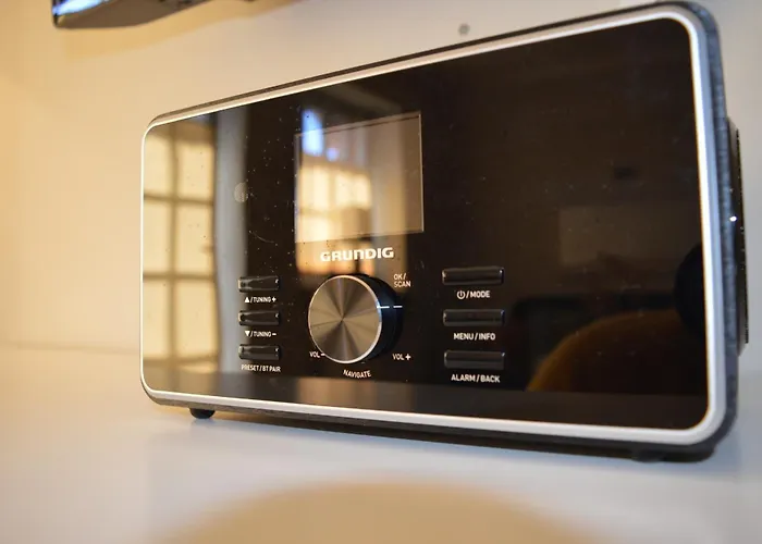 Geschmackvoll Ausgestattete 2-zimmer-wohnung Im Eg Eines Typischen Reetdachhauses *